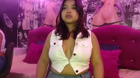 Snapshot of liliana_pink chatting on November 10, 2025, 12:04 pm liliana online show from November 10, 2025, 12:04 pm