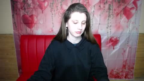 Snapshot of lilianashine chatting on February 4, 2026, 12:11 pm lilianashine online show from February 4, 2026, 12:11 pm