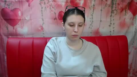 Snapshot of lilianashine chatting on May 17, 2026, 5:16 am lilianashine online show from May 17, 2026, 5:16 am