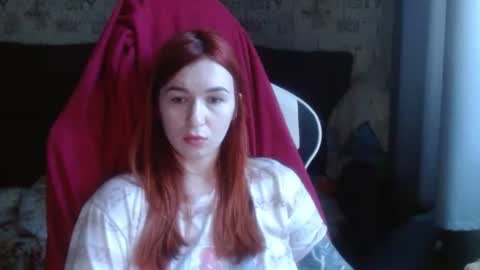 liliawoolf online show from January 5, 2025, 10:43 am