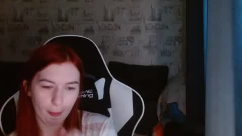 liliawoolf online show from January 31, 2025, 11:03 am