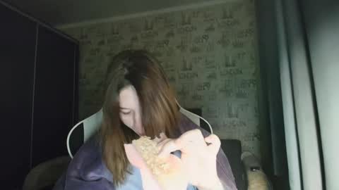 liliawoolf online show from January 19, 2026, 2:59 am