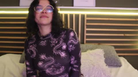  Lili  online show from March 12, 2025, 8:51 am