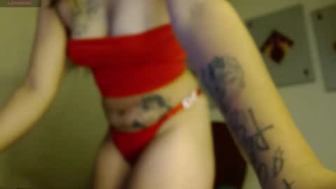 Simone 3 online show from November 7, 2025, 4:12 am