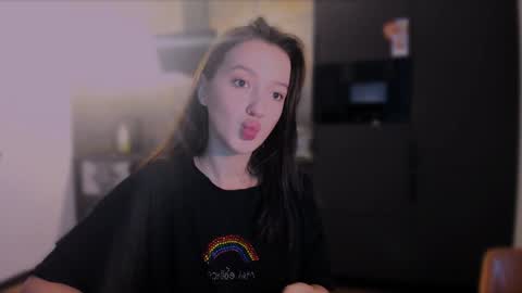 Snapshot of lililaluna chatting on December 5, 2024, 11:27 am ... online show from December 5, 2024, 11:27 am