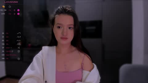 Snapshot of lililaluna chatting on September 12, 2025, 9:15 pm ... online show from September 12, 2025, 9:15 pm