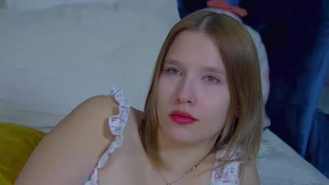 LiliLinn online show from October 11, 2025, 4:55 am