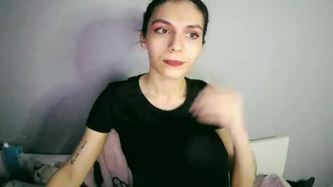 lilirose online show from January 7, 2025, 10:08 pm