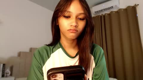 Snapshot of lilit_sensual chatting on October 16, 2025, 4:57 am Chloe online show from October 16, 2025, 4:57 am