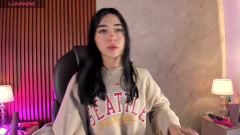 Snapshot of lilith__rosse chatting on October 7, 2025, 12:35 pm Lilith Rosse online show from October 7, 2025, 12:35 pm