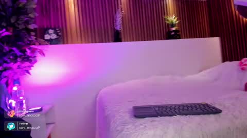 Lilith Gray online show from February 12, 2025, 9:10 am