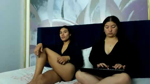 Snapshot of lilith_n_luna chatting on June 2, 2026, 8:00 pm Lilith y Luna online show from June 2, 2026, 8:00 pm