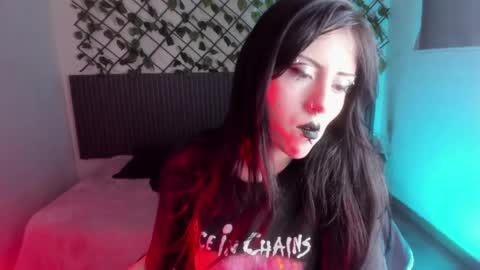 Lilith Patton  online show from April 1, 2026, 1:41 pm