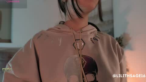 lilith_sage_ online show from September 28, 2025, 11:59 am