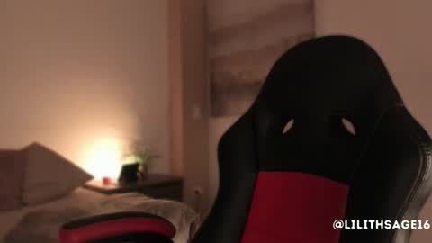 lilith_sage_ online show from October 10, 2025, 11:42 am