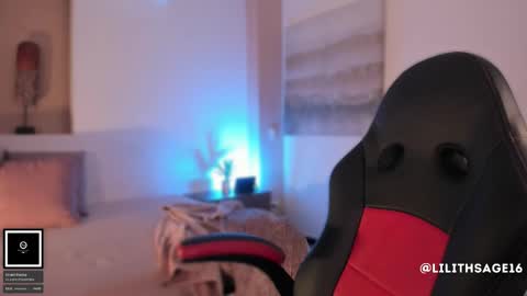 lilith_sage_ online show from December 17, 2025, 12:11 pm