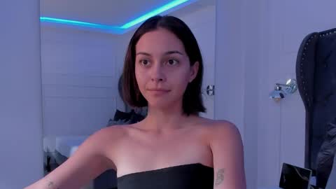 lilith_selene online show from May 1, 2026, 7:18 pm