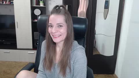 lilith small21 online show from February 23, 2026, 9:17 am