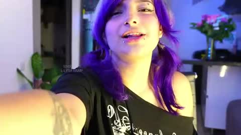 Snapshot of lilith_vamp chatting on June 10, 2026, 10:41 pm LILITH 200 LIKES Thursday Clown Costume M online show from June 10, 2026, 10:41 pm