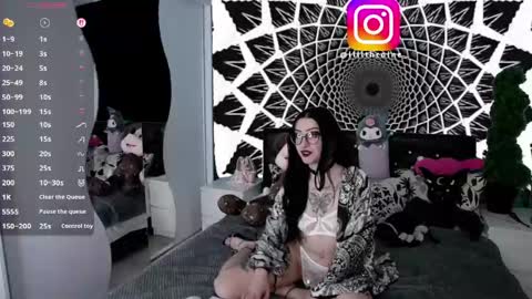 Lilith Caine online show from April 13, 2026, 4:45 pm