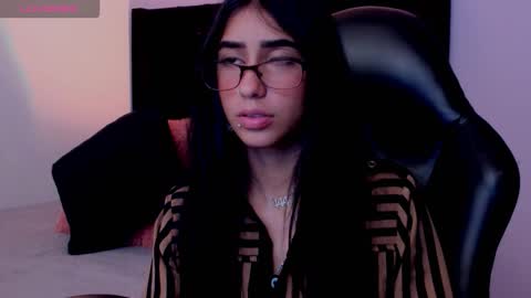 Snapshot of lilithcollins chatting on October 17, 2025, 3:14 pm LILIKTH online show from October 17, 2025, 3:14 pm