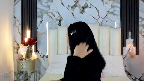 Lilith  online show from December 20, 2025, 5:03 am