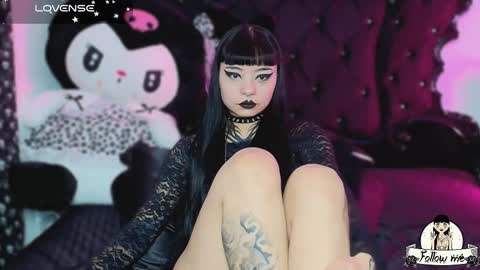 Snapshot of lilithmoon666 chatting on November 11, 2025, 12:10 am online show from November 11, 2025, 12:10 am