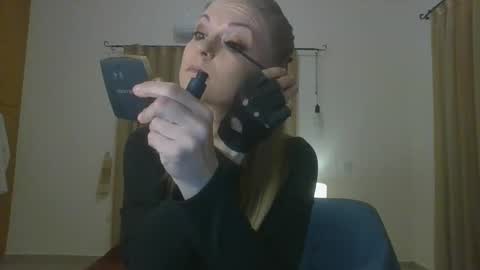 lilithnewdawn online show from February 11, 2026, 5:40 pm