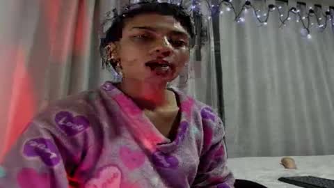 lilithsabeth online show from April 6, 2026, 5:08 am