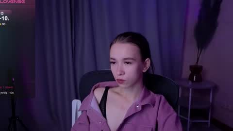 lilithstrangfor online show from November 28, 2025, 2:31 pm