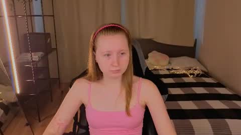 Lili Tiny  GMT2 3-10AM  MonTueWedThuSat online show from July 31, 2026, 8:03 am