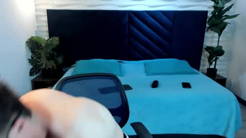 Lil James online show from April 4, 2026, 8:06 pm