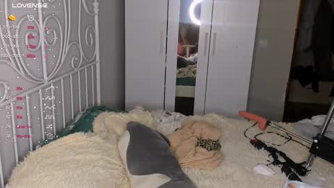 Melanie online show from January 5, 2026, 9:51 pm