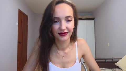 Lillian online show from November 6, 2025, 5:19 am