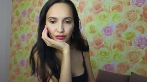 Lillian online show from December 1, 2025, 11:26 am