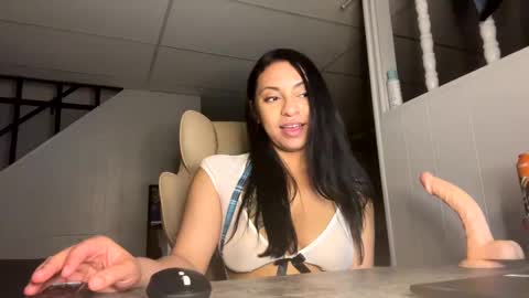 Snapshot of lilliana50 chatting on March 4, 2025, 8:24 am lilliana50 online show from March 4, 2025, 8:24 am