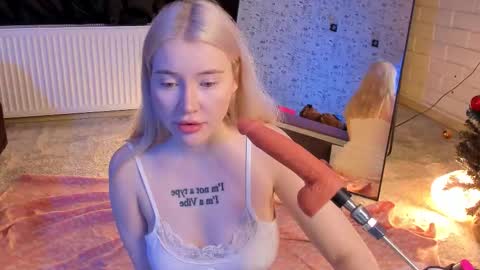 lillie_berry online show from February 8, 2026, 4:49 am
