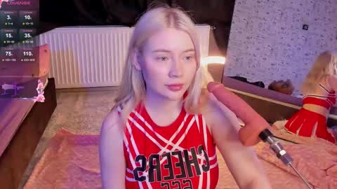 lillie_berry online show from February 17, 2026, 4:42 am