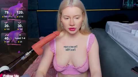 lillie_berry online show from March 22, 2026, 4:16 am
