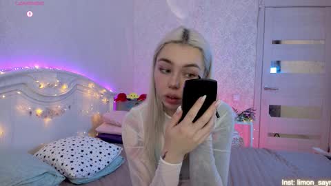 Snapshot of lillimooore chatting on October 11, 2025, 11:36 pm LilliMoore online show from October 11, 2025, 11:36 pm