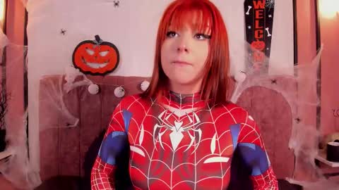 Snapshot of lilly_blear chatting on October 31, 2025, 4:35 am lilly online show from October 31, 2025, 4:35 am