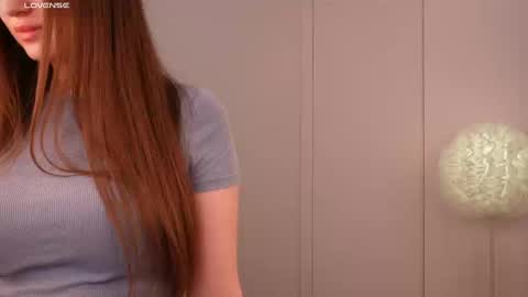 Snapshot of lilly_colins chatting on January 26, 2025, 2:52 pm Lilly Colins online show from January 26, 2025, 2:52 pm