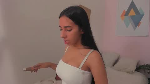 Sweety Lilly Love  online show from February 14, 2026, 3:42 pm