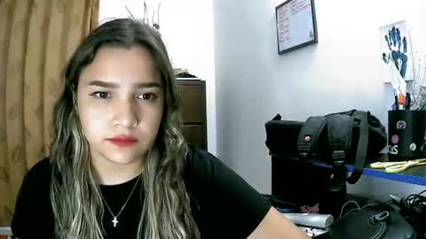 Snapshot of lilly_ocean22 chatting on June 14, 2026, 11:29 pm Sey - Lilly online show from June 14, 2026, 11:29 pm