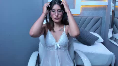 Snapshot of lillywills chatting on September 30, 2025, 4:39 am Lilly online show from September 30, 2025, 4:39 am