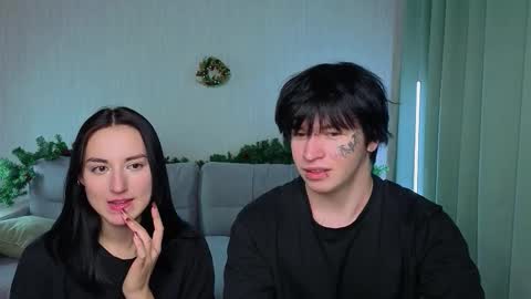 Kris Lilo online show from December 4, 2025, 2:37 pm