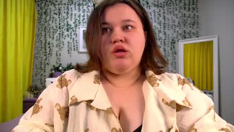 Snapshot of lilolewins chatting on January 6, 2025, 6:20 pm LiloLewins online show from January 6, 2025, 6:20 pm