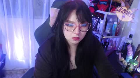 Snapshot of lilomoon69 chatting on February 24, 2025, 3:44 am Lilo online show from February 24, 2025, 3:44 am