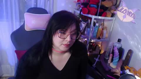 Snapshot of lilomoon69 chatting on March 1, 2025, 7:08 am Lilo online show from March 1, 2025, 7:08 am