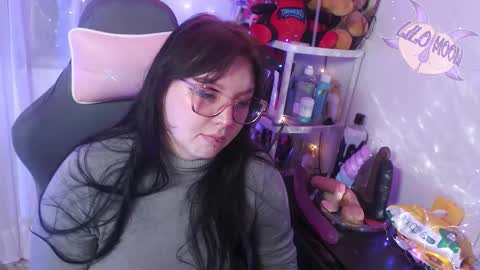 Snapshot of lilomoon69 chatting on March 11, 2025, 7:15 am Lilo online show from March 11, 2025, 7:15 am